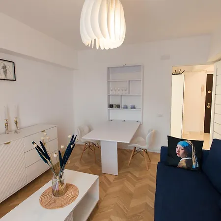 Apartment Saturn - On Iconic Calea Victoriei